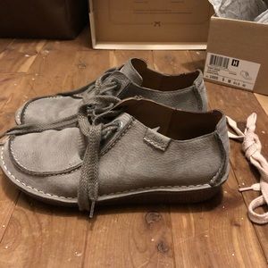 clarks funny dream sage nubuck